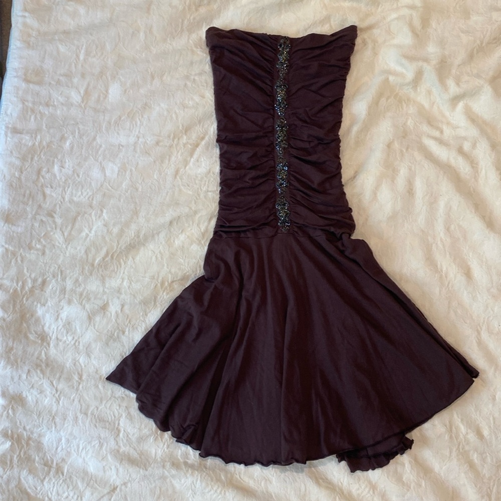 Velvet strapless 100% cotton dress.
